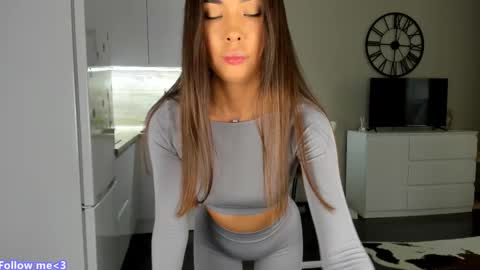 Bella online show from 02-13-25, 08:38