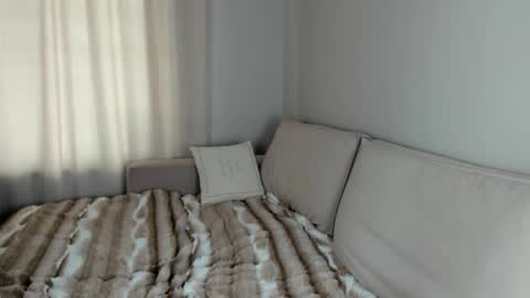 Bella online show from 03-30-26, 09:10