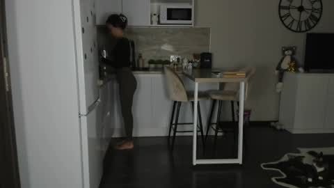 Bella online show from 04-08-26, 05:13