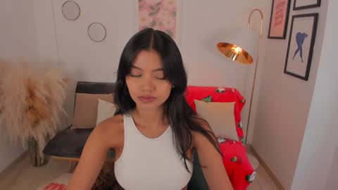 Snapshot of nina_agdal chatting on 12-05-24, 07:49 NINA online show from 12-05-24, 07:49