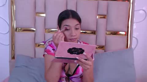 Nina Carther online show from 10-04-25, 11:30