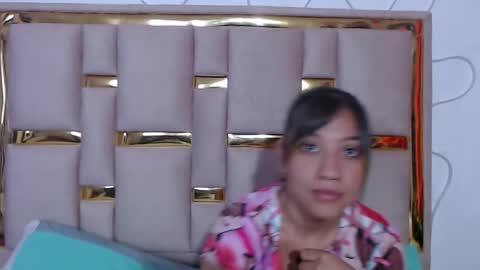 Nina Carther online show from 10-15-25, 12:22