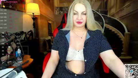 Snapshot of nina_deville chatting on 05-10-26, 07:41 Nina online show from 05-10-26, 07:41