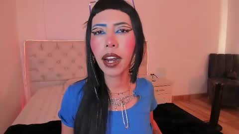 Snapshot of nina_fooxxx1 chatting on 06-13-26, 06:50 Nina Fox online show from 06-13-26, 06:50