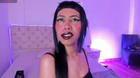 Snapshot of nina_fooxxx1 chatting on 06-30-26, 03:46 Nina Fox online show from 06-30-26, 03:46