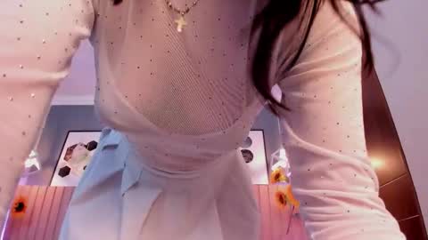 nina_ford_ online show from 11-04-25, 03:05