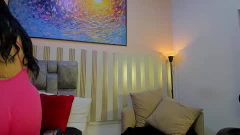 Snapshot of nina_glow_ chatting on 02-20-26, 11:22 nina_glow_ online show from 02-20-26, 11:22