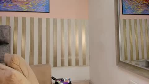 Snapshot of nina_glow_ chatting on 06-13-26, 11:19 nina_glow_ online show from 06-13-26, 11:19