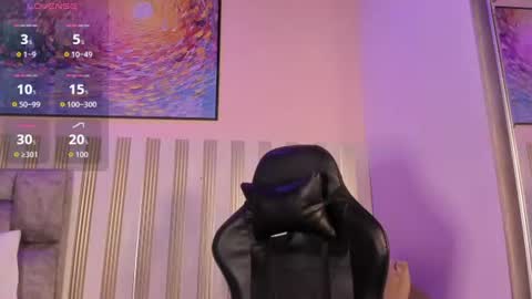 Snapshot of nina_glow_ chatting on 08-01-26, 11:20 nina_glow_ online show from 08-01-26, 11:20