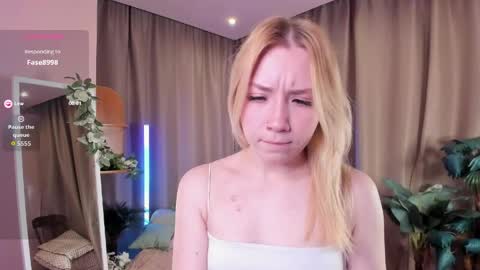 Snapshot of nina_original chatting on 06-01-26, 02:57 Nina online show from 06-01-26, 02:57