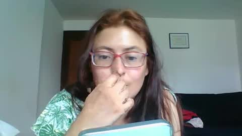 Nina online show from 02-11-25, 07:38