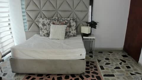  Nina  online show from 09-16-25, 08:32