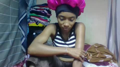 ninaeaa online show from 05-19-26, 03:57