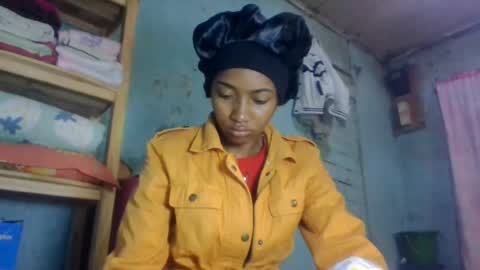 ninaeaa online show from 07-17-26, 04:52