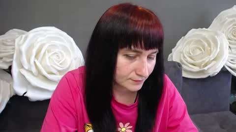 ninaflawlees online show from 09-14-25, 12:04