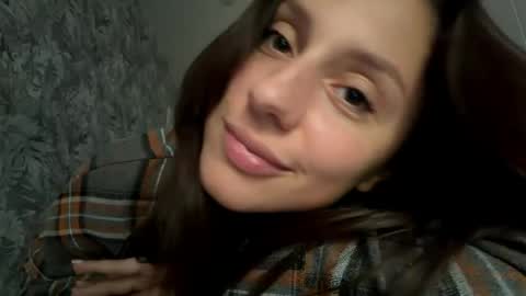 Snapshot of ninahurrle chatting on 06-02-26, 11:12 Agata online show from 06-02-26, 11:12