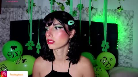 Snapshot of ninasky19 chatting on 03-18-26, 02:26 ninasky19 online show from 03-18-26, 02:26