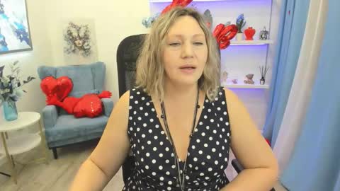 ninastarle online show from 02-08-26, 11:57