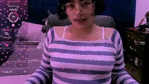 Nina online show from 07-09-26, 12:53