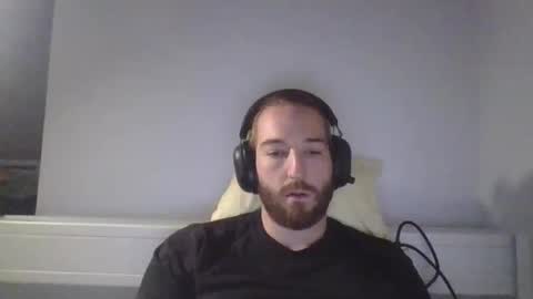 Snapshot of nineeuro chatting on 11-10-25, 09:36 Pit online show from 11-10-25, 09:36