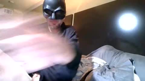 nineinchbronco online show from 10-30-25, 07:32