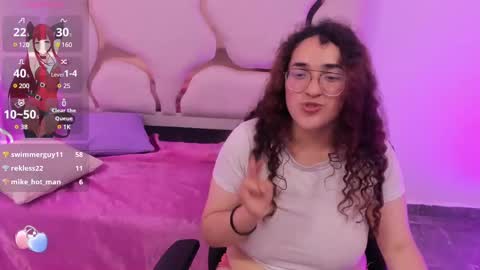 ninha_tay online show from 12-19-24, 06:23