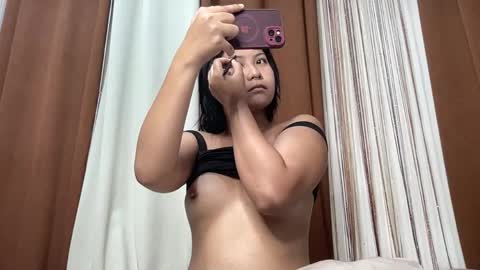 Snapshot of nini_luvskorn chatting on 05-02-26, 09:47 nini_luvskorn online show from 05-02-26, 09:47