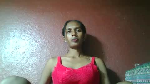 Snapshot of ninie246746 chatting on 02-21-25, 04:05 ninie246746 online show from 02-21-25, 04:05