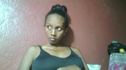 Snapshot of ninie246746 chatting on 03-10-25, 10:04 ninie246746 online show from 03-10-25, 10:04