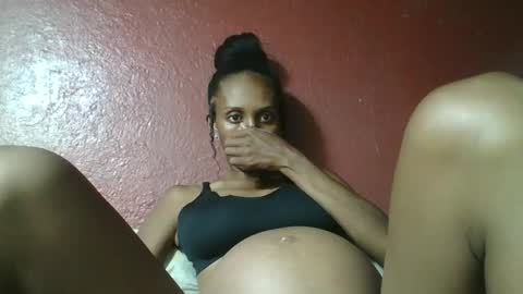 Snapshot of ninie246746 chatting on 03-12-25, 12:26 ninie246746 online show from 03-12-25, 12:26