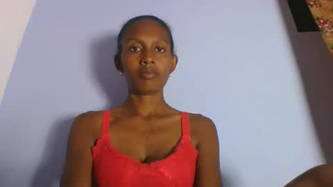 Snapshot of ninie246746 chatting on 02-19-26, 07:15 ninie246746 online show from 02-19-26, 07:15