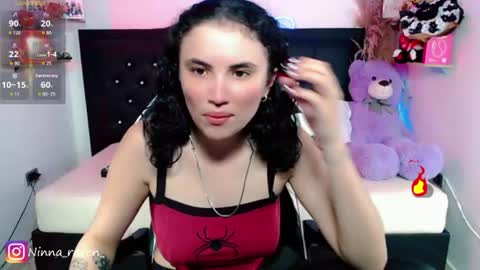 Snapshot of ninna_raven chatting on 06-20-26, 09:28 Ninna online show from 06-20-26, 09:28