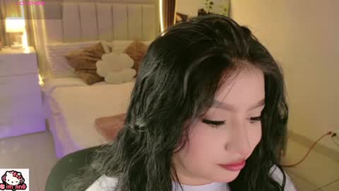 Nina online show from 07-11-26, 01:58
