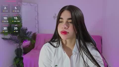 Ninnaaaa online show from 11-25-25, 06:52