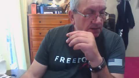 Dennis online show from 11-01-25, 08:11