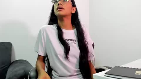 Snapshot of nira_lux chatting on 06-26-26, 02:16 Nira Lux online show from 06-26-26, 02:16