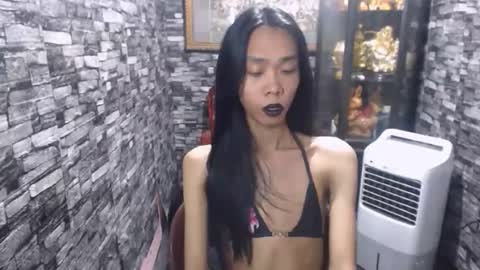 Snapshot of nisha_rose23 chatting on 05-19-26, 04:35 nisha_rose23 online show from 05-19-26, 04:35