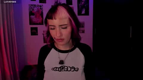 Nixxie  online show from 03-27-26, 04:40