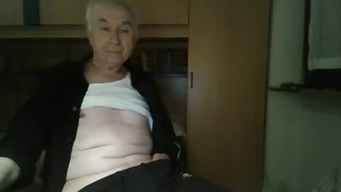 Snapshot of nkdyy chatting on 05-03-26, 01:00 nkdyy online show from 05-03-26, 01:00
