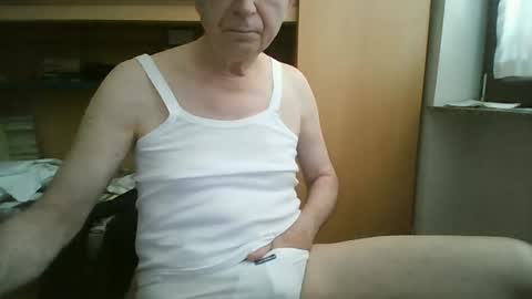 Snapshot of nkdyy chatting on 05-24-26, 12:32 nkdyy online show from 05-24-26, 12:32