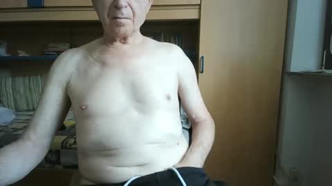 Snapshot of nkdyy chatting on 05-30-26, 01:30 nkdyy online show from 05-30-26, 01:30
