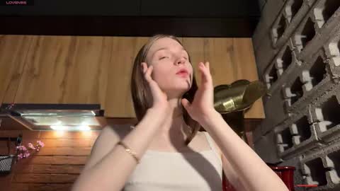 Tears Lora online show from 01-13-26, 08:19