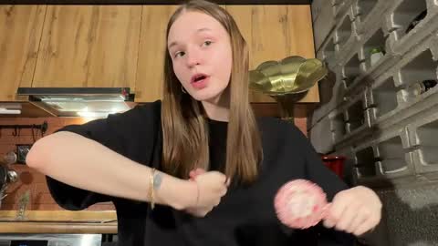 Tears Lora online show from 03-31-26, 11:49