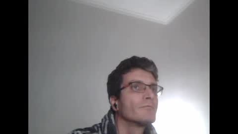 Snapshot of nmcandeias chatting on 12-28-24, 12:36 Nuno online show from 12-28-24, 12:36