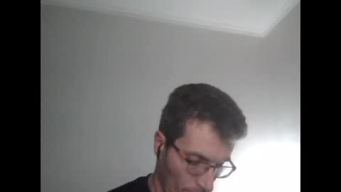 Snapshot of nmcandeias chatting on 02-23-25, 01:02 Nuno online show from 02-23-25, 01:02