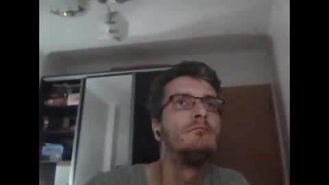 Snapshot of nmcandeias chatting on 11-01-25, 01:07 Nuno online show from 11-01-25, 01:07