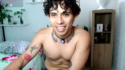 Snapshot of no_face_69 chatting on 04-21-26, 02:56 x online show from 04-21-26, 02:56