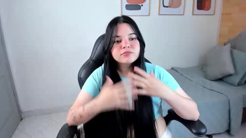 Snapshot of noa1029 chatting on 03-02-26, 07:43 Noa online show from 03-02-26, 07:43