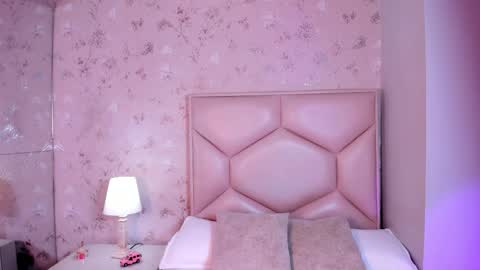   ambarsulliva  online show from 10-29-25, 11:34