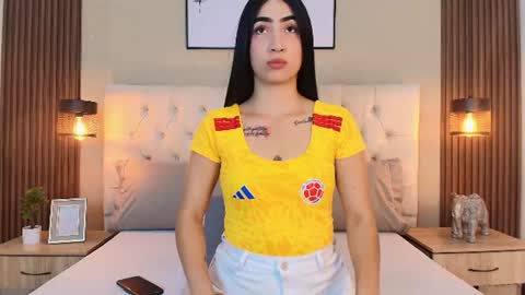 Snapshot of noa_morena chatting on 07-03-26, 12:22 NATHALIA MORENO online show from 07-03-26, 12:22
